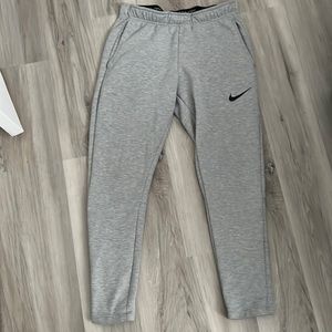 Nike joggers
